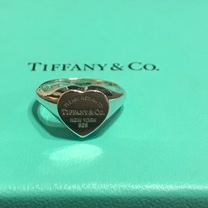 COPY - Tiffany & Co Ring sz 7